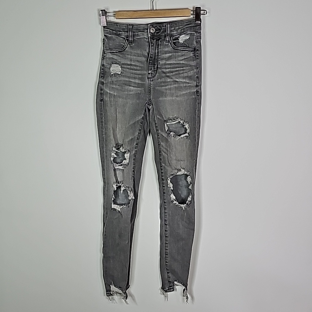 American Eagle gray distressed next level stretch size 0 super high rise jegging